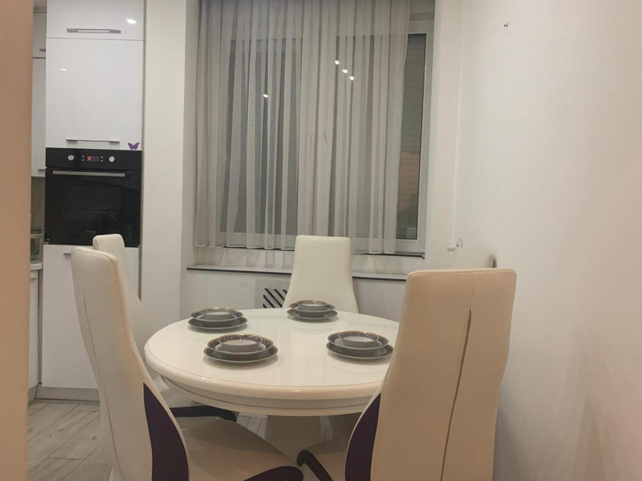 פרישטינה Shesh Hostel מראה חיצוני תמונה